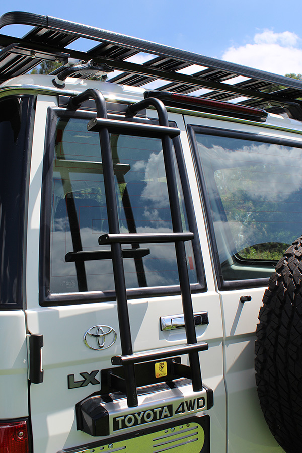 Eezi-Awn K9 Ladder Toyota Land Cruiser 76