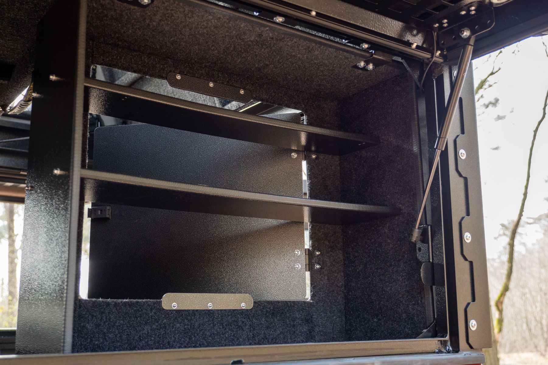 Bushtech Bush Cabin Zijvak